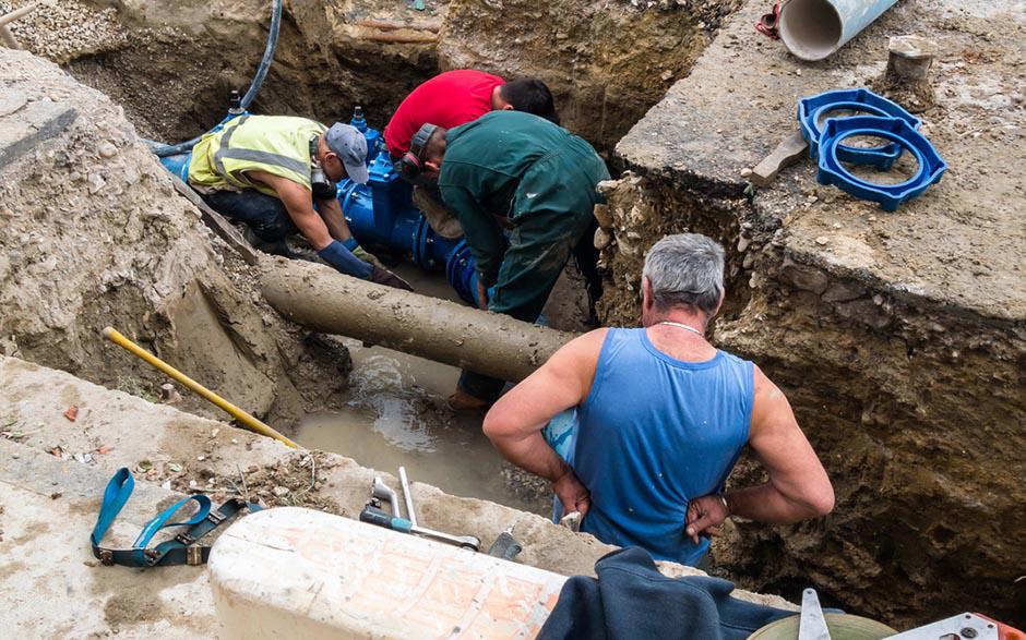 tuyau déboucheur de canalisation La Ferté-Alais